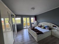 Eladó családi ház, Pécsett 84.99 M Ft, 4 szobás