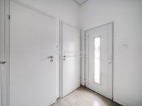 Eladó családi ház, Dunabogdányban 250 M Ft, 8 szobás