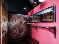 Eladó üzlethelyiség