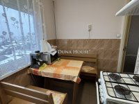 Eladó panellakás, XV. kerületben 71 M Ft, 4 szobás