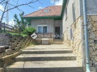 Eladó családi ház, Pécsett 31.9 M Ft, 4+1 szobás