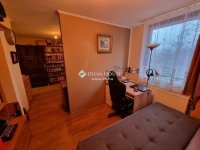 Eladó családi ház, Szigetszentmártonban 84.9 M Ft, 6 szobás