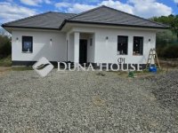 Eladó családi ház, Pócsmegyeren 149 M Ft, 5 szobás