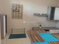 Eladó téglalakás, III. kerületben 80 M Ft, 2 szobás