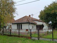 Eladó családi ház