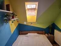 Eladó téglalakás, Sukorón 94.5 M Ft, 3 szobás