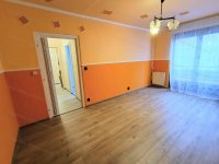 Eladó panellakás, Törökszentmiklóson 26.9 M Ft, 1+1 szobás