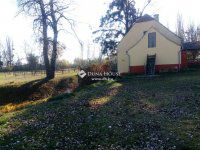 Eladó családi ház, Tatabányán 140 M Ft, 5 szobás