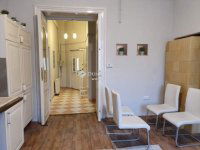 Eladó téglalakás, Pécsett 52.5 M Ft, 2 szobás