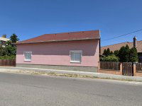 Eladó családi ház