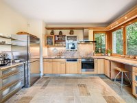 Eladó családi ház, XII. kerületben 730 M Ft, 6 szobás