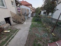 Eladó téglalakás, Pécsett 55 M Ft, 4 szobás