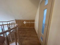 Eladó téglalakás, Pécsett 109.9 M Ft, 4 szobás