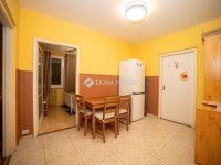 Eladó panellakás, IV. kerületben 74.999 M Ft, 3 szobás