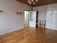 Kiadó téglalakás, albérlet