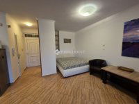 Eladó téglalakás, Siófokon 69.6 M Ft, 1 szobás