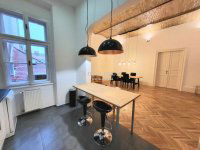 Eladó téglalakás, VI. kerületben 160 M Ft, 3 szobás