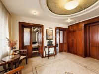 Eladó családi ház, Kiskőrösön 150 M Ft, 6 szobás