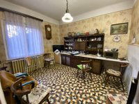 Eladó családi ház, Budaörsön 192 M Ft, 9 szobás