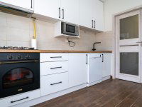 Eladó panellakás, Debrecenben, Sumen utcában 74.5 M Ft