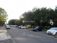 Eladó panellakás, Komlón 24.5 M Ft, 3 szobás