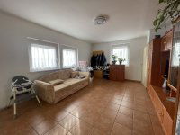 Eladó családi ház, Érsekcsanádon 42 M Ft, 3 szobás