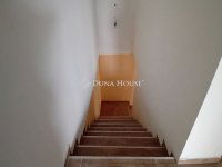 Eladó családi ház, Ádándon 53.5 M Ft, 6 szobás