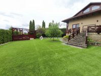 Eladó családi ház, Pilisszentivánon 266.7 M Ft, 7 szobás