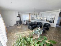 Eladó családi ház, Nagytarcsán 205 M Ft, 6 szobás