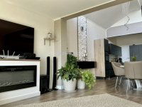 Eladó családi ház, Szadán 265 M Ft, 6 szobás