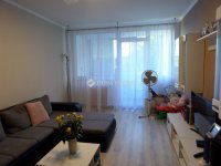 Eladó panellakás, Komlón 24.5 M Ft, 3 szobás