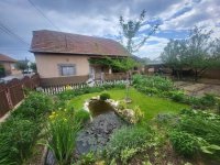 Eladó családi ház, Vecsésen 88 M Ft, 5 szobás