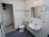 Kiadó téglalakás, albérlet, Keszün 225 E Ft / hó, 3 szobás
