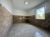 Eladó családi ház, Soponyán 43.5 M Ft, 3 szobás