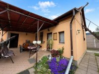 Eladó családi ház, Dunaharasztin 89.99 M Ft, 2+1 szobás