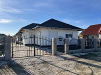 Eladó családi ház, Ináncson 89.9 M Ft, 5 szobás