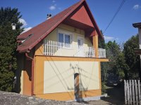 Eladó családi ház, Balatonalmádiban 109.9 M Ft, 6 szobás