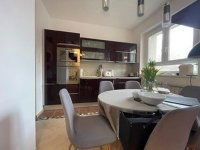 Eladó téglalakás, XIV. kerületben 230 M Ft, 3 szobás