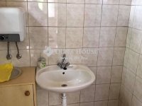 Eladó ipari ingatlan, Cegléden 220 M Ft / költözzbe.hu