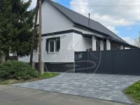 Eladó családi ház, Gyulán 109 M Ft, 5 szobás
