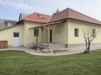 Eladó családi ház