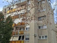 Eladó panellakás, Dombóváron 19.5 M Ft, 2 szobás