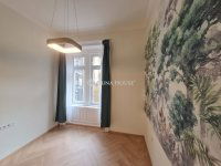 Eladó téglalakás, VII. kerületben 56.9 M Ft, 1 szobás