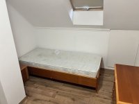 Eladó családi ház, Bólyban 220 M Ft, 9 szobás