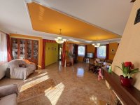 Eladó családi ház, Tabon 88.9 M Ft, 4 szobás