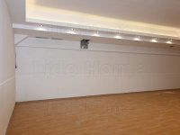 Kiadó üzlethelyiség