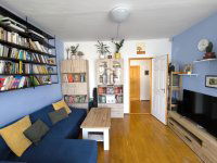 Eladó panellakás, Pécsett 43.6 M Ft, 2 szobás