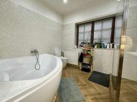 Eladó családi ház, XVI. kerületben 260 M Ft, 4 szobás