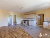 Kiadó téglalakás, albérlet, Szegeden 235 E Ft / hó, 4 szobás
