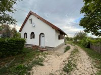 Eladó családi ház, Iszkaszentgyörgyön 58 M Ft, 2 szobás